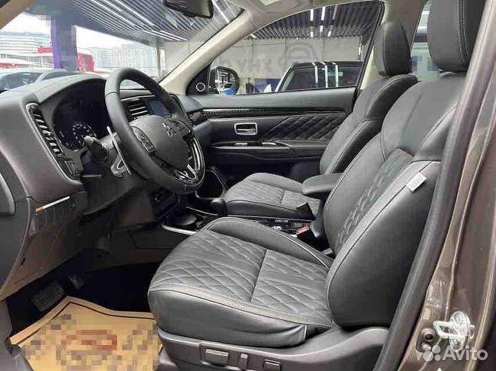 Mitsubishi Outlander 2.4 CVT, 2021, 37 000 км