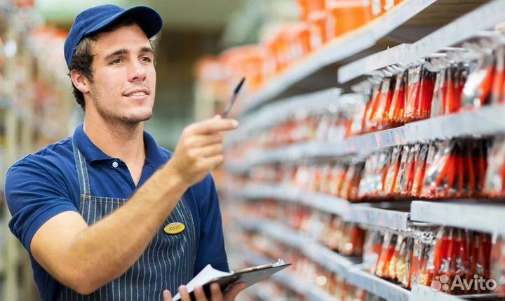 Сотрудник торговогой зала