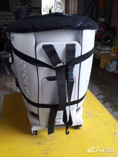 Детское кресло