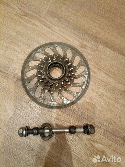 Звездочка задняя и педали для хвз