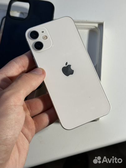 iPhone 12 mini, 64 ГБ