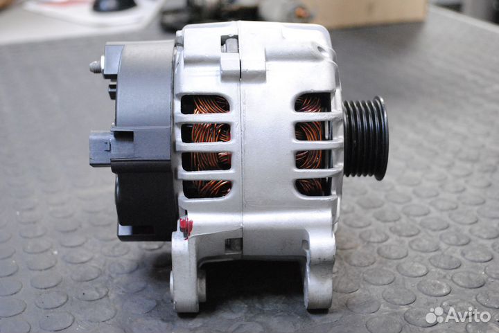 Генератор Ford Galaxy 2.0, 2.3 16V б/у 120А