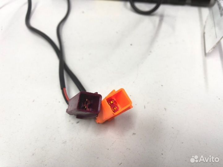 Преднатяжитель ремня безопасности передний правый