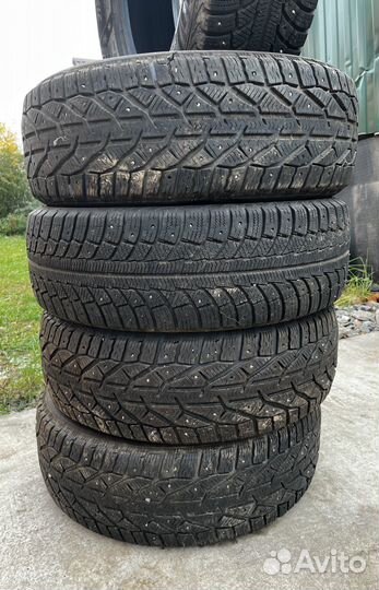 Tigar Ice 215/65 R16
