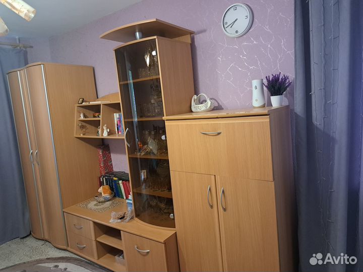 Стенка в гостиную бу