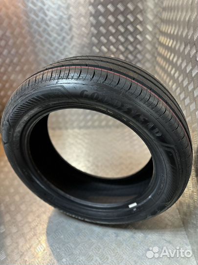 Goodyear EfficientGrip 2 SUV 235/55 R19 105V