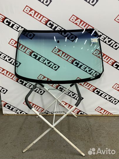 Лобовое стекло Renault Kangoo 2