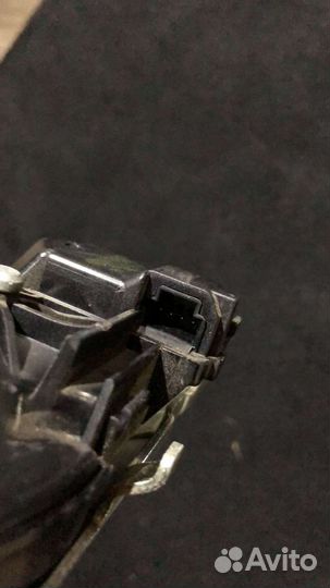 Замок багажника мерседес 205 купе