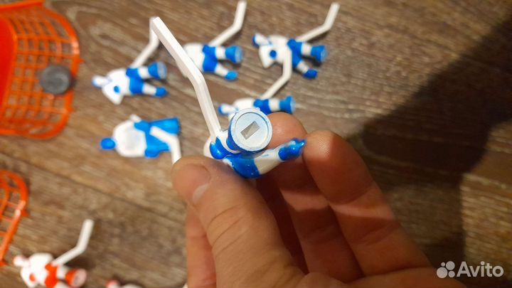 Фигурки хоккеистов для настольного хоккея