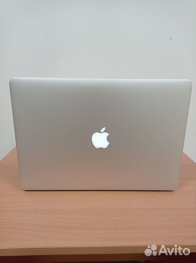 Macbook pro 15 retina 2015