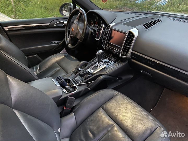 Porsche Cayenne 3.0 AT, 2011, 175 000 км