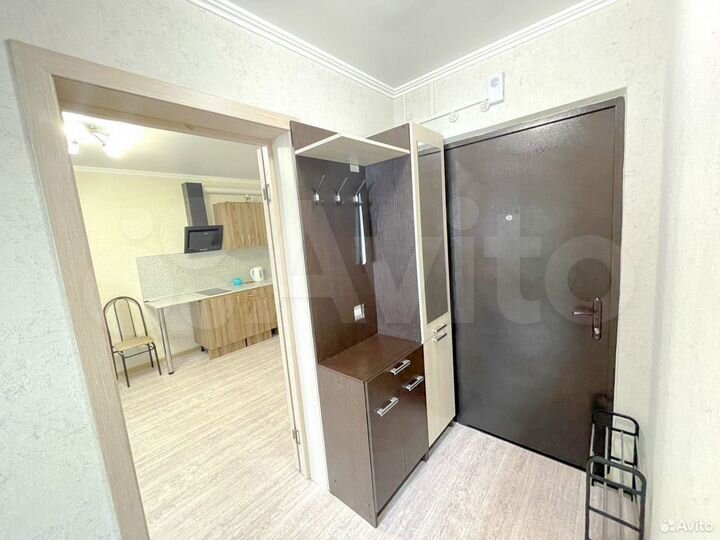 2-к. квартира, 40 м², 8/16 эт.