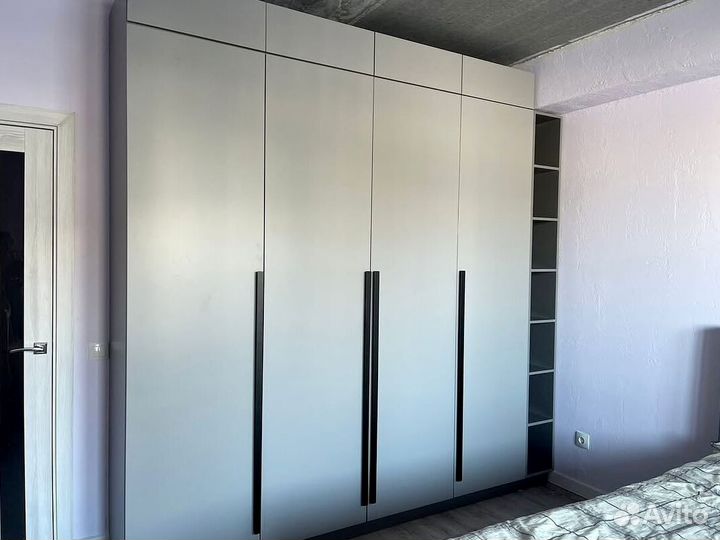 Шкаф стильный