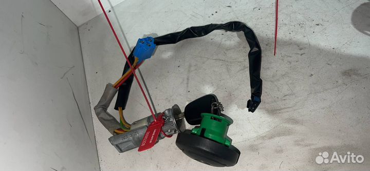 Замок зажигания Citroen Xsara Picasso 1999