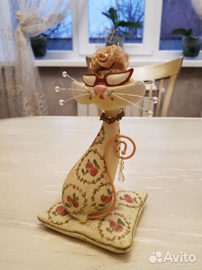 Статуэтка фигурка кошка