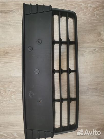 Решетка радиатора нижняя форд фокус 3
