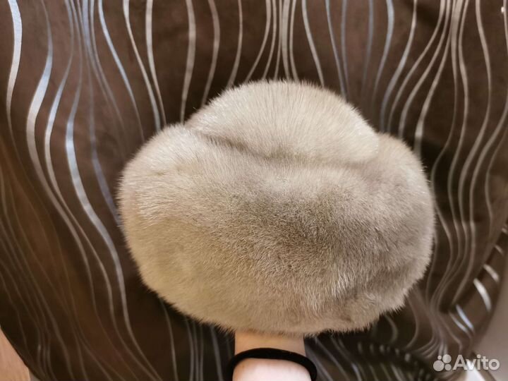 Берет шапка норка голубая меховая женская