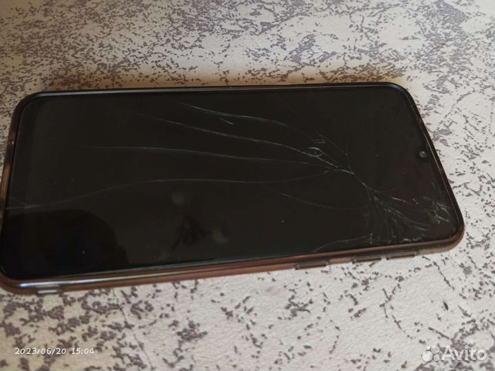 Продам телефон