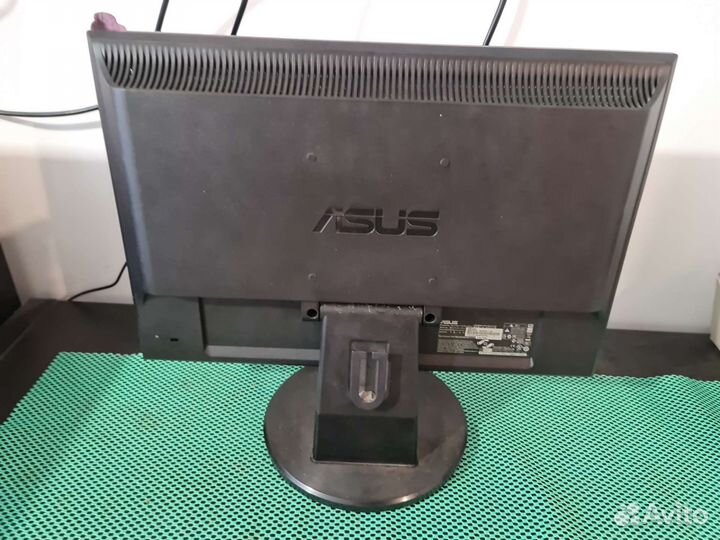 Монитор asus VW195D, 1440x900, 76 Гц 19