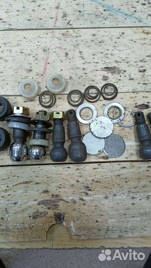 Пальцы рулевых наконечников москвич 2140