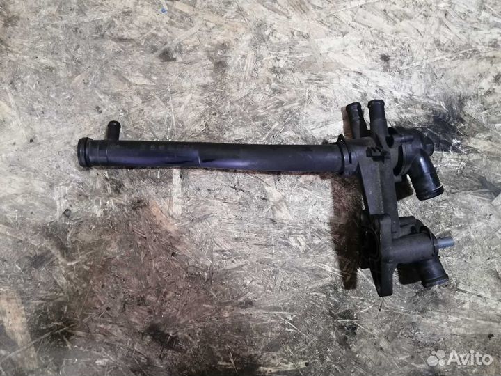 Термостат В сборе Гольф 6 1.4 TSI caxa 03C121065B