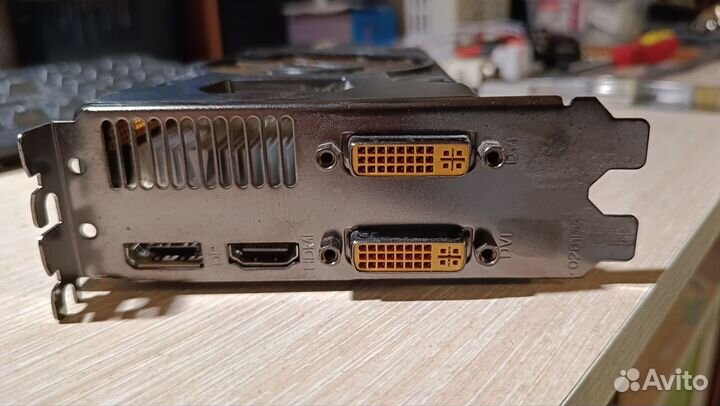 Видеокарта zotac GTX550 Ti 1GB 192BIT ddrs