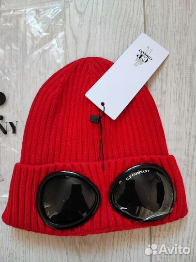 Шапка C.P Company красная