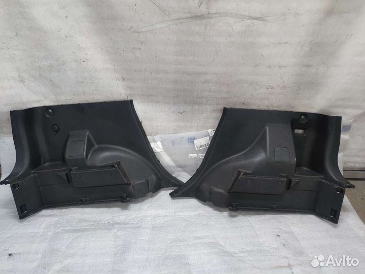 Обшивки багажника Nissan note