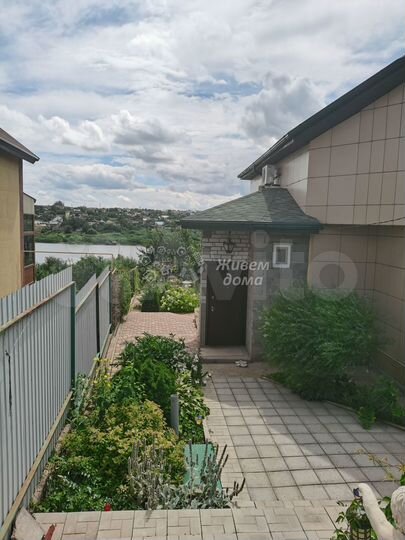 Дом 145,3 м² на участке 15 сот.