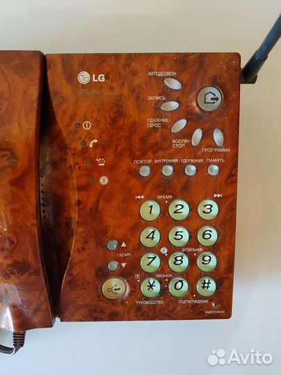 Стационарный телефон LG