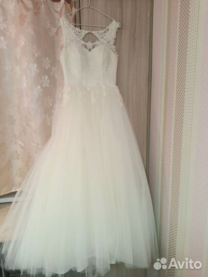 Свадебное платье 44 46 бу