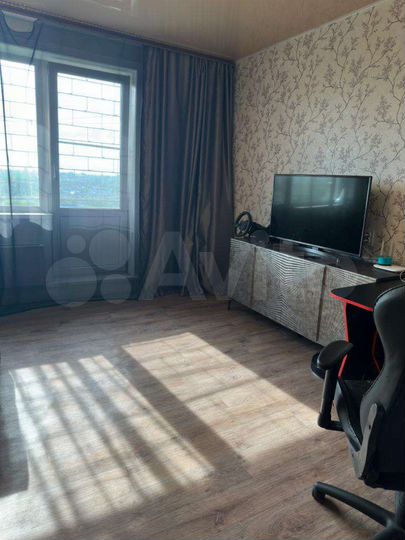2-к. квартира, 54 м², 5/5 эт.