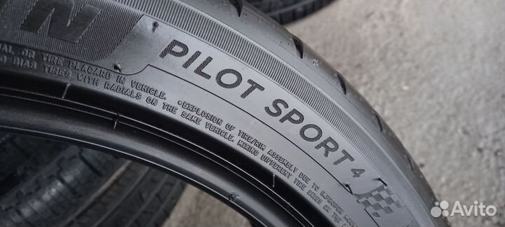 Michelin Pilot Sport 4 225/45 R18 95W