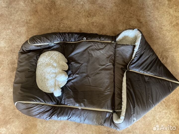 Конверт зимний на овчине новый