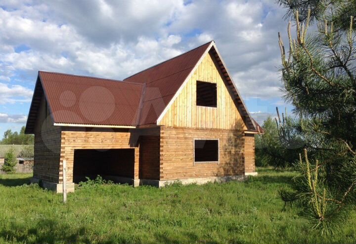 Дом 180 м² на участке 12 сот.