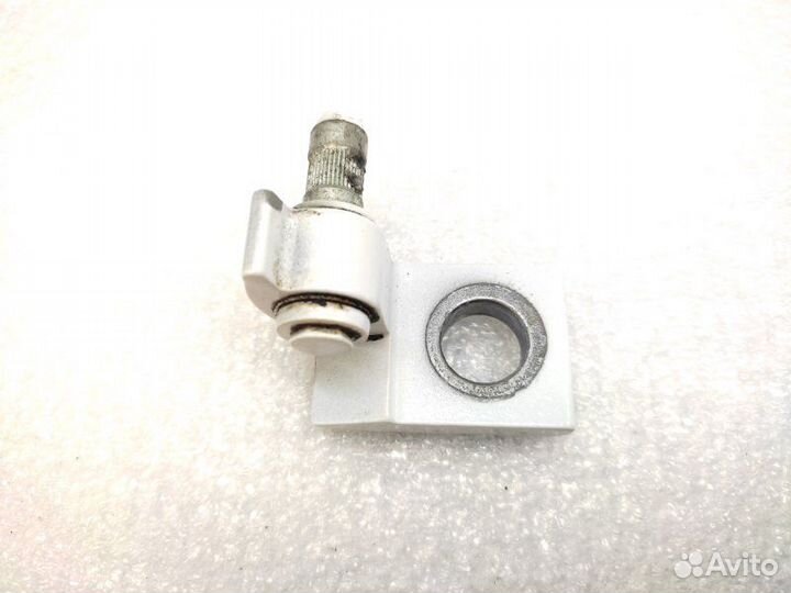 Петля двери передняя левая Audi A6 C7 1.8 CYG 2018