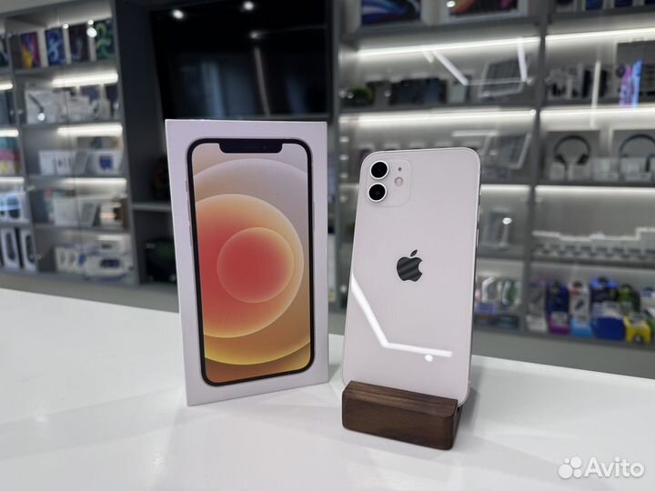 iPhone 12, 64 ГБ