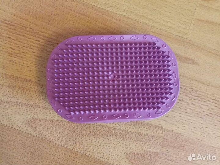 Щётка для вычесывания собак