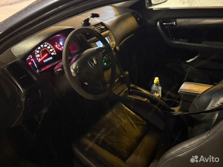 Honda Accord 2.4 AT, 2004, 175 000 км