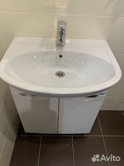 Тумба для ванной с раковиной
