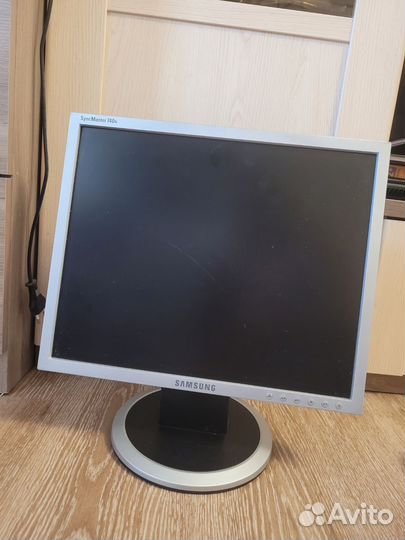 Монитор Samsung syncmaster 740n