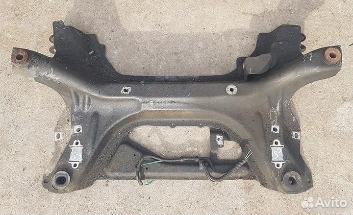 Ситроен С5 \'01 C5 Балка двигателя 1.8 6FZ 2001