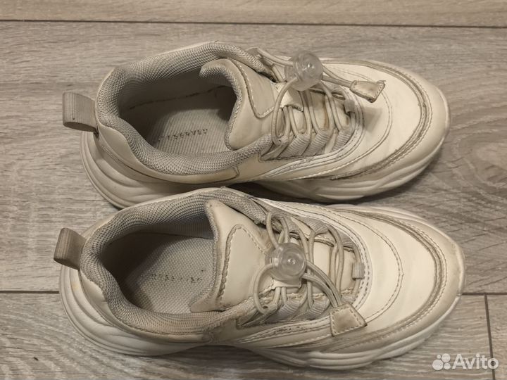 Кроссовки 32 reserved