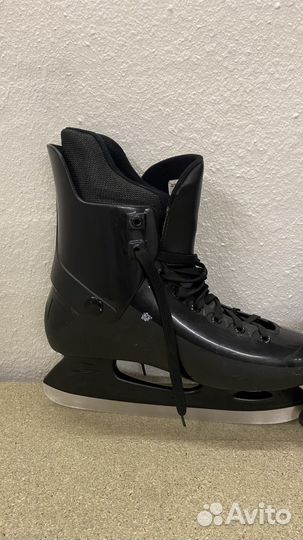 Коньки хоккейные 45 размер