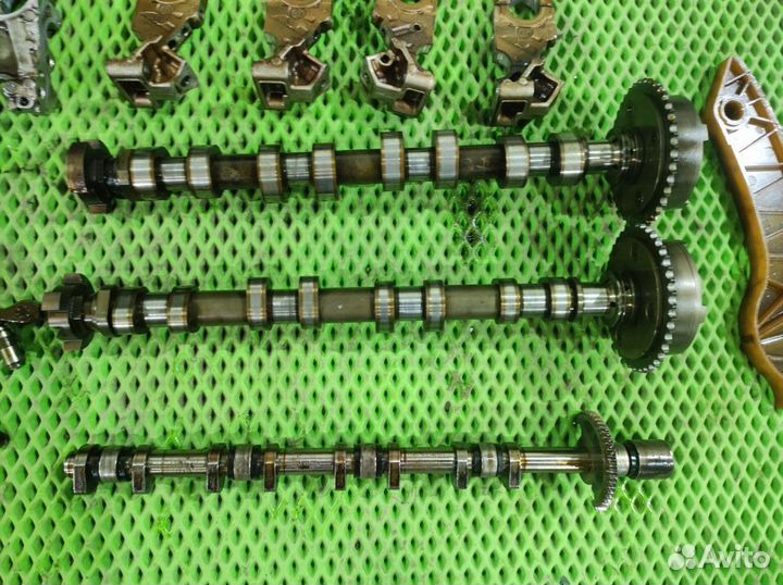 Распредвал впускной выпускной Peugeot 308