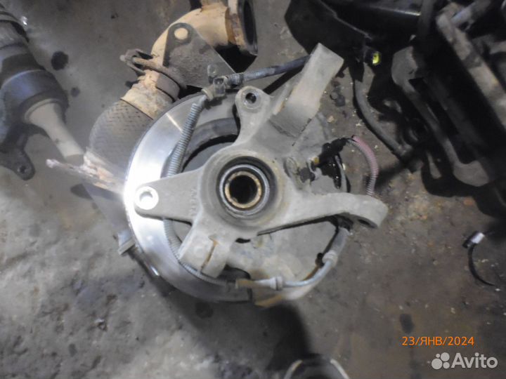 Киа спектра кулак передний правый