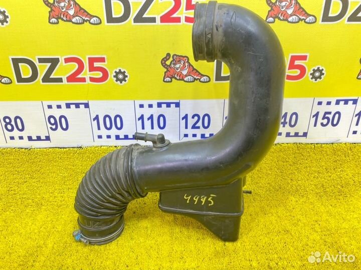 Патрубок воздушного фильтра передний Lexus/Toyota 139728