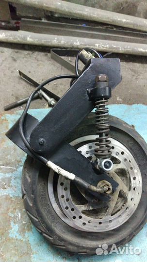 Kugoo M4 предняя подвеска рычажная