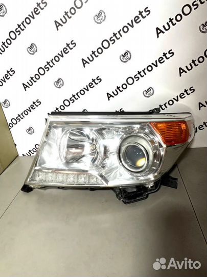 Фара ксеноновая левая Toyota Land Cruiser 200