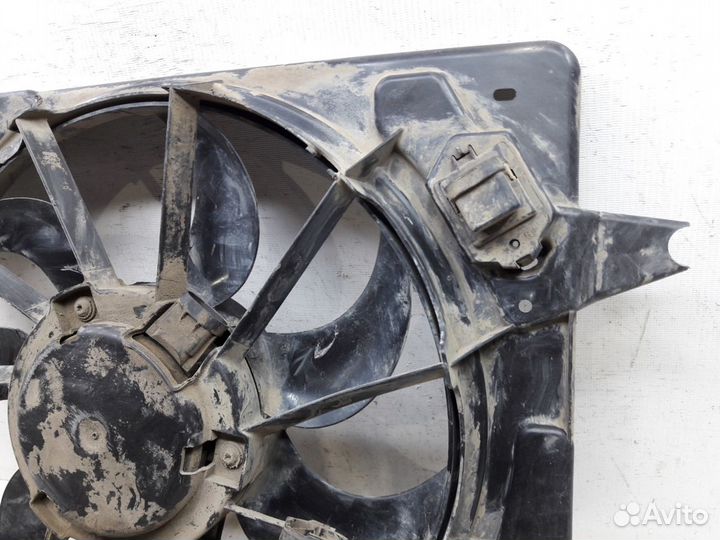 Диффузор радиатора Renault Logan 1 2004-2016